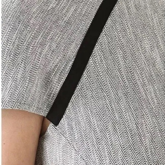 Tibi Herringbone Tweed Pleated Black Ivory Mini Cap Sleeve Dress Size 2 - Picture 4 of 14